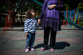 به نگاه مادر سوگند